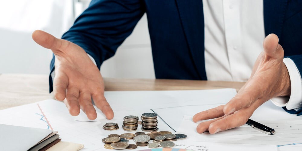 تعريف المعاملات المالية وأهميتها في الحياة اليومية